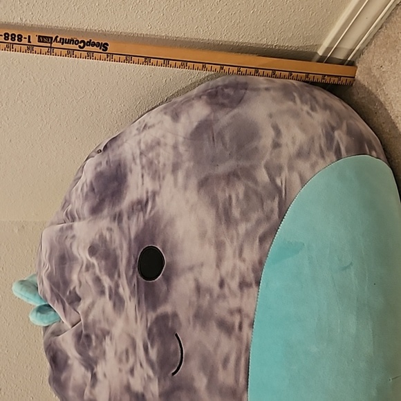 24" Squishmellow "Lakely" Great Condition (no tag) - Picture 4 of 4